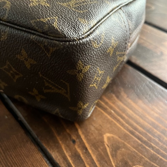Vintage Louis Vuitton Trousse Toiletry 28 -Pre date code use - Picture 6 of 15